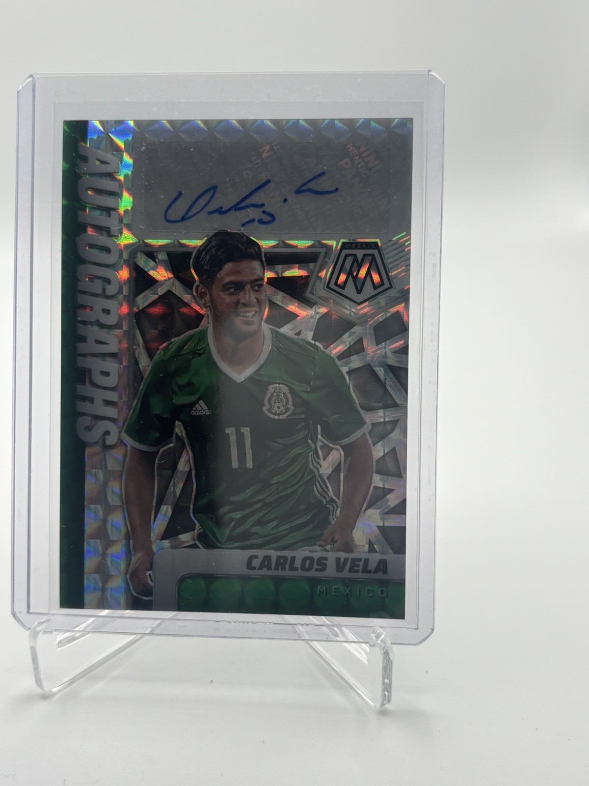 2021-22 Panini Mosaic FIFA Road to World Cup - Autographs Carlos Vela auto A-CVE