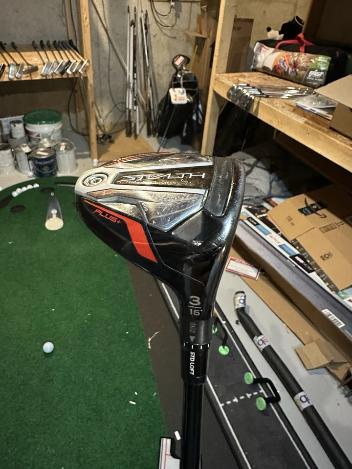 Madera de calle TaylorMade Stealth 3, 15 grados, Hzrdus Blue RDX Smoke 6,5 X rígida Foto 2 de 4