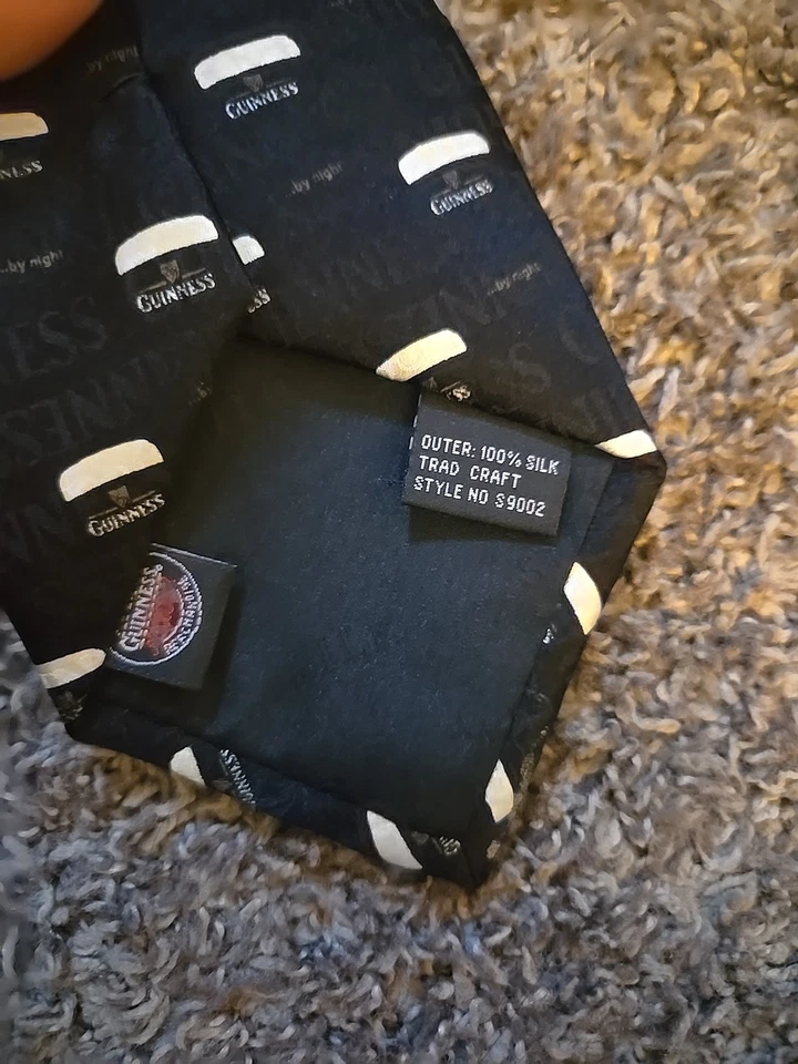 Guinness Beer Necktie Tie Mens Black Silk Irish Craft Beer Logo Pattern EUC - Image 2 of 2
