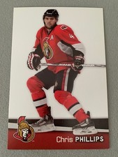2010-11  Ottawa Senators NHL Hockey Team Issued Postcard - Chris Phillips