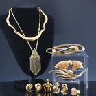EXCELLENT ESTATE LOT SIGNED COSTUME JEWELRY NECKLACES BROOCHES TRIFARI LISNER +