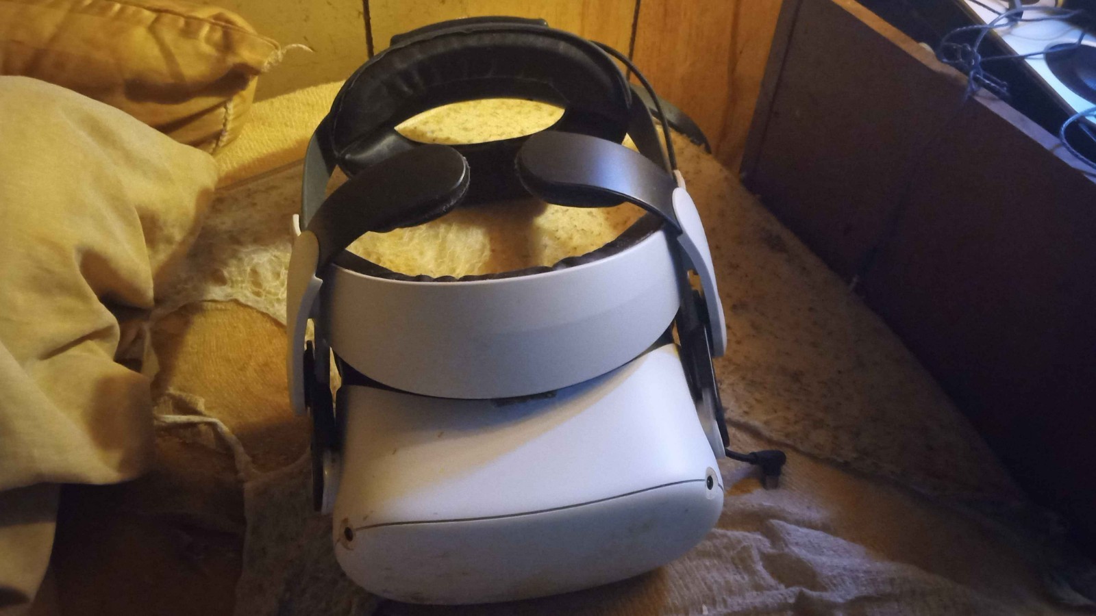 Meta Oculus Quest 2 128GB Advanced All-In-One VR Headset - White