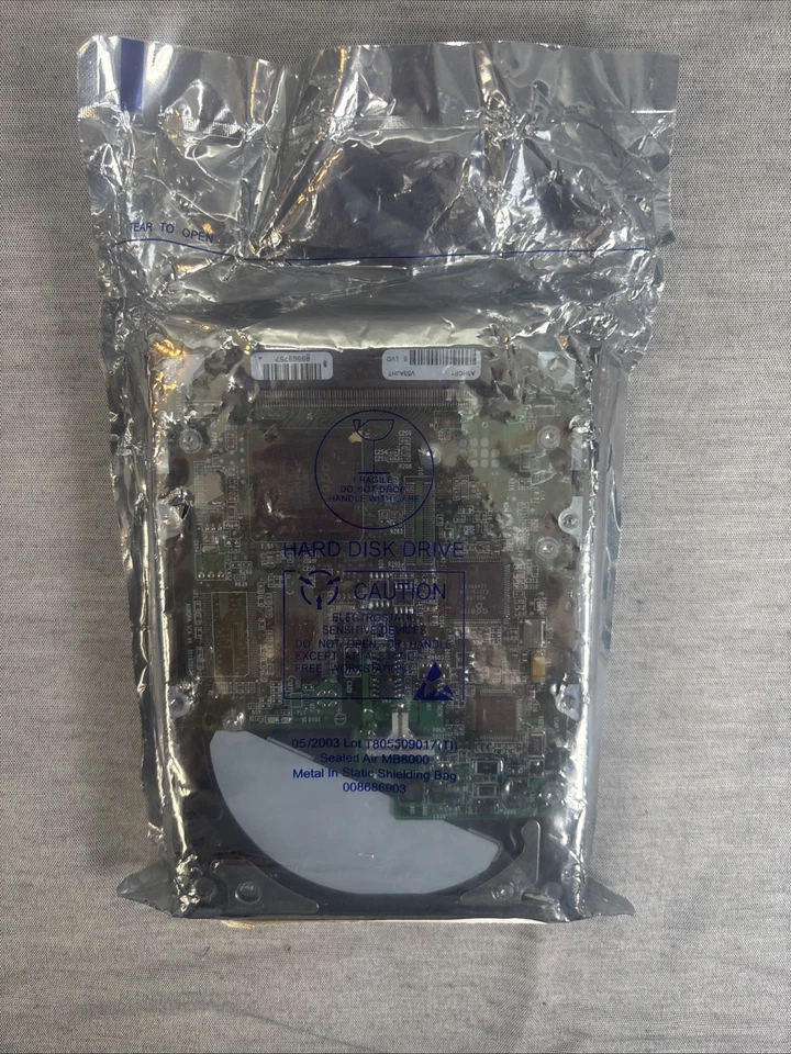 Maxtor Atlas Dell 09X923 3.5" 18GB 15K Ultra320 80pin SCSI Hard Drive - Image 2 of 3