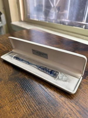 Ernst Elk Creek Studios Handcrafted Glass Calligraphy Pen Blue Swirl with Case