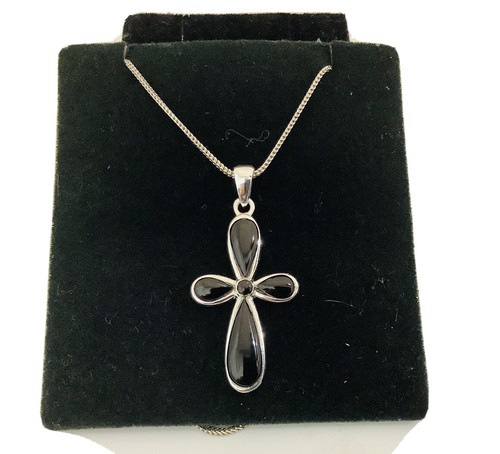 Black Onyx Cross Pendant Necklace 18 
