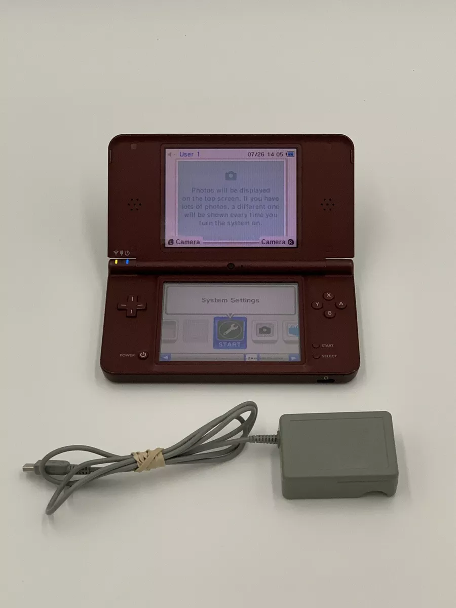  Nintendo DSi XL Burgundy : Video Games