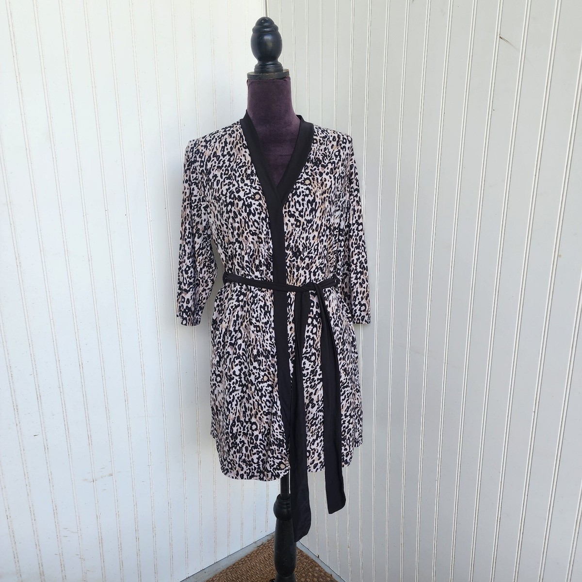leopard print short dressing gown Women's Short Wrap Belted Dressing Robe Leopard Print Stretch Gray Black L