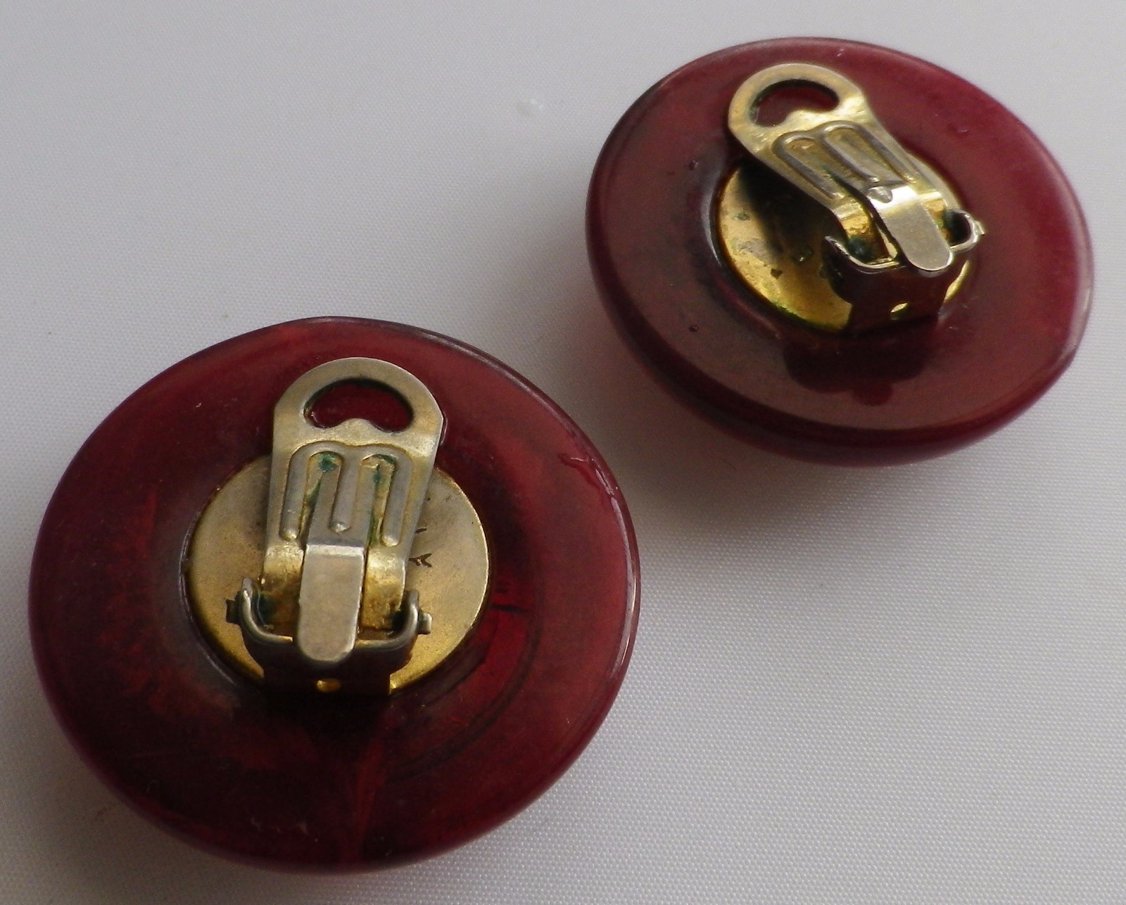 Vintage Marbled Round Clips Clips Brown Decor Relief Gold Color 453 | eBay