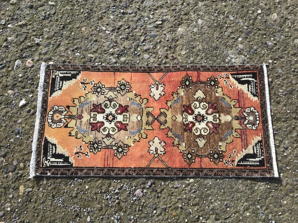 2x3 Doormat rugs - vintage Turkish Handmade Oushak Rug - Image 3 of 4