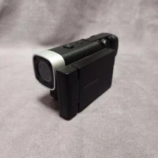 ZOOM Q4 Zoom Handy Video Camera Recorder F2.8 22mm 2.0 inch Full Color LCD