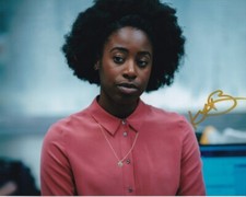 KIRBY HOWELL-BAPTISTE signed Autogramm 20x25cm SANDMAN in Person autograph COA