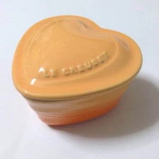 LE CREUSET Afternoon Tea Collaboration Heart Cocotte New Limited Edition Orange