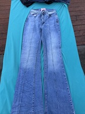 Revice Blue Denim Star Behind Slim Straight Cut Jeans Womens Size 27 Cotton