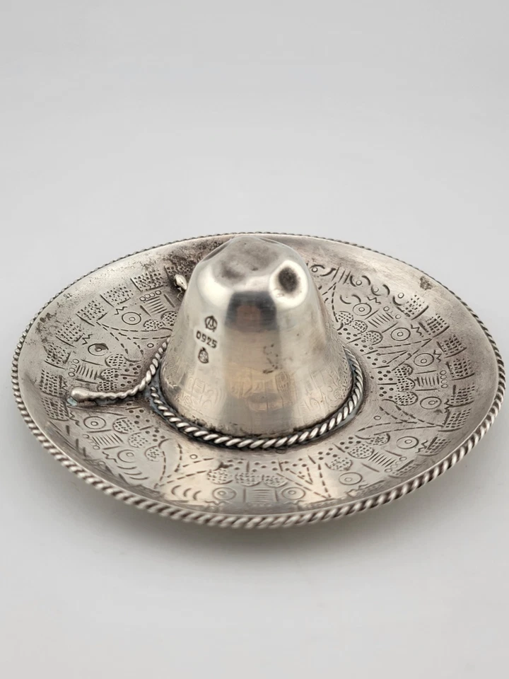 "Sombrero Vintage México Souvenir Plata de Ley 925 4"" con Símbolo MASÓNICO".  Foto 4 de 4