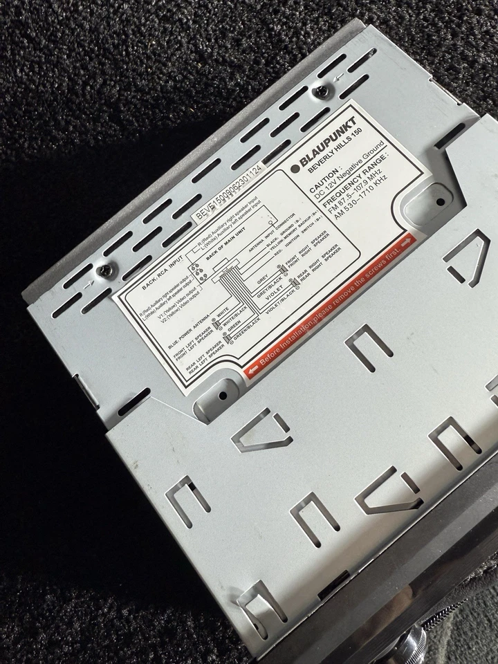 BLAUPUNKT BEVERLY HILLS 160 AM/FM MP3/USB/CD PLAYER SINGLE-DIN RECEIVER w/REMOTE - Image 3 of 4