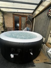 Image of Lay-Z-Spa BW54123GB-19 2-4 Person Inflatable Miami Hot Tub