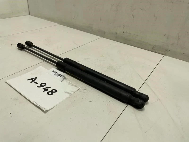 2008 VOLKSWAGEN RABBIT TRASEIRO ESQUERDO E DIREITO TAMPA DO PORTA-MALAS SUPORTE DE ELEVAÇÃO FABRICANTE DE EQUIPAMENTO ORIGINAL+ - Imagem 2 de 4