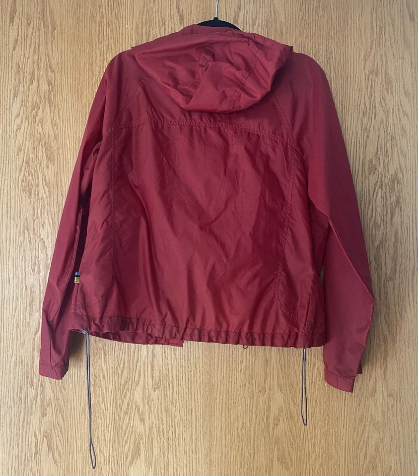  SIERRA DESIGNS Women's Rain Coat Jacket PACKABLE & SUPER LIGHT Red Size Small. - Image 4 of 4