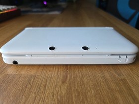 Nintendo 3DS LL XL White Handheld With Charger And Stylus Japan Region US SELLER