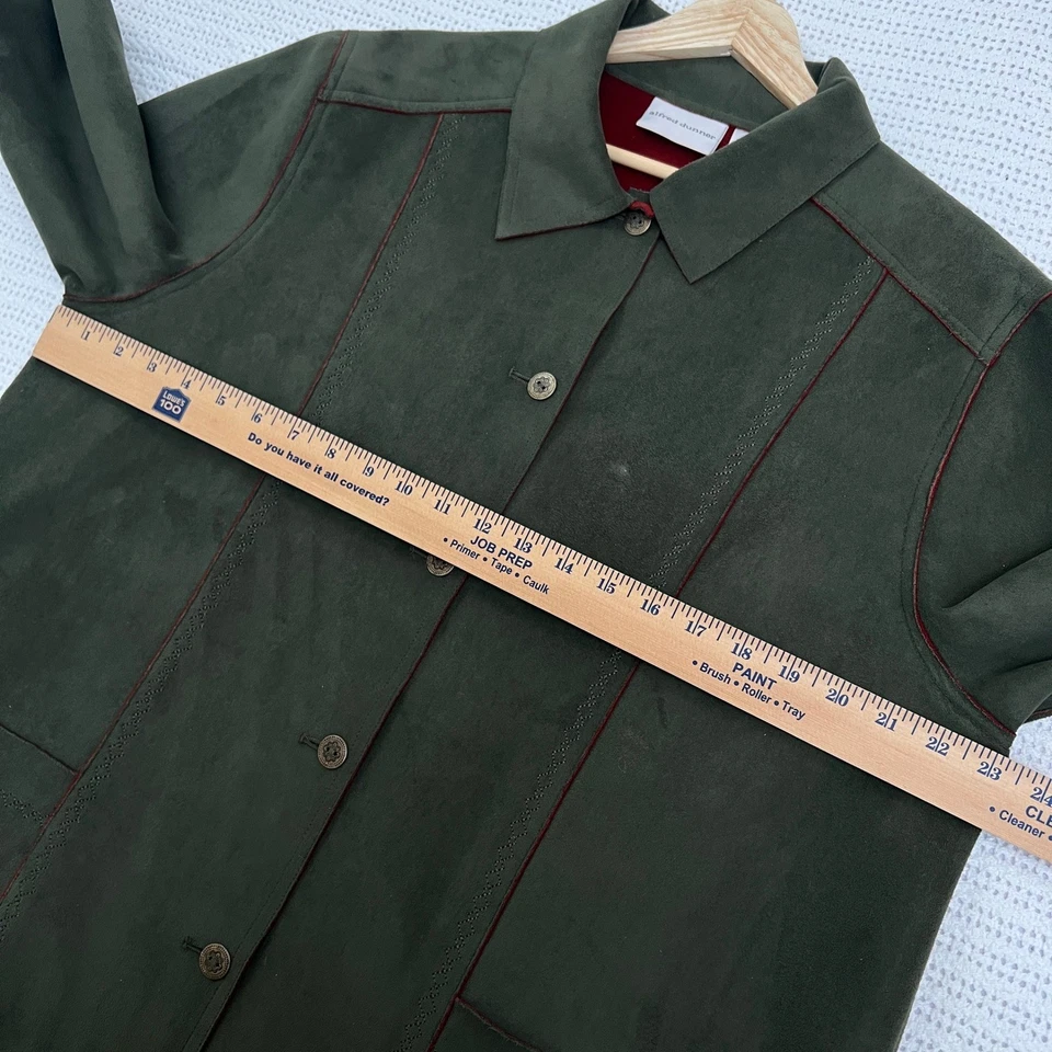 Alfred Dunner Jacket Green Faux Suede Forestcore Cottagecore Button Women's 16 - Image 4 of 4