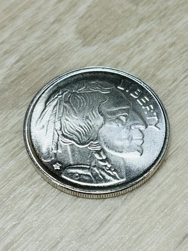 US 1 oz .999 SILVER ROUND by Golden State Mint - Native American/Buffalo Design!