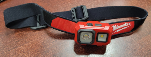 Milwaukee 2104 Spot Flood 450 Lumens Battery Powered AAA Adjustable Headlamp