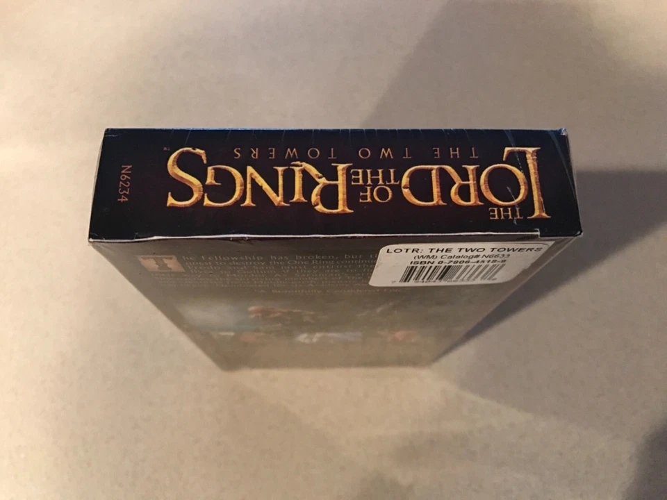 The Lord of the Rings: The Two Towers (VHS, 2003) Elijah Wood, Ian McKellan - Image 4 of 4