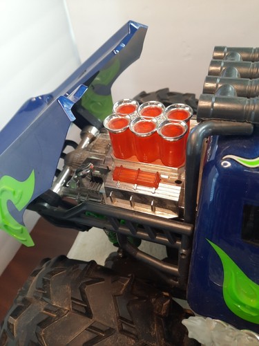 Storm Crusher Fast Lane 1:8 Scale R/C Truck Untested Parts only no Batt r remote - Picture 7 of 20