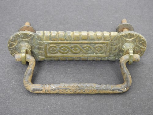 Pair Old Ornate Antique Drawer Pulls Heavy Brass w/ Cast Iron Drop Bail Handle - Picture 6 of 9