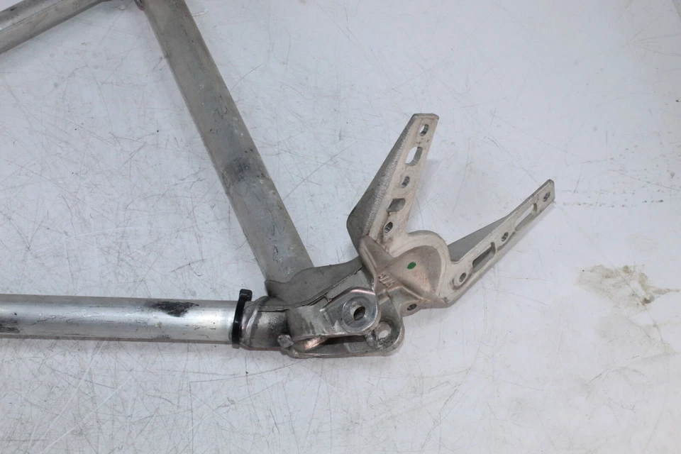 2010 Ski-doo Mxz 1200 Tnt suporte de quadro de chassi dianteiro anteparo 518326970 - Imagem 4 de 4