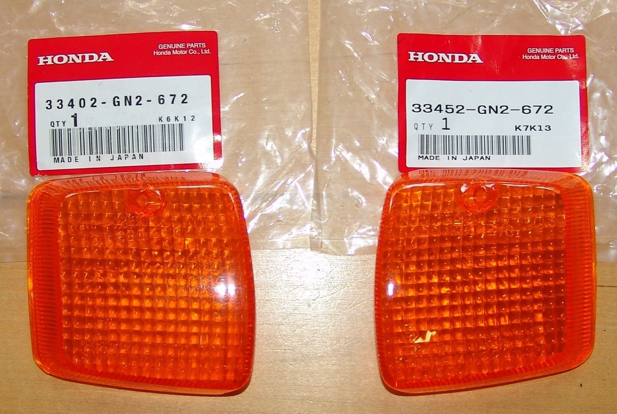 1987 Honda Spree/Elite 50 SE50 NQ50 NB50 Blinker Turn Signal Lens