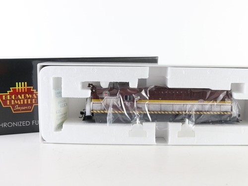 Locomotora diésel Broadway Limited Paragon HO 4885 DM&IR 55 ALCO RSD-15 | Zustand: Used