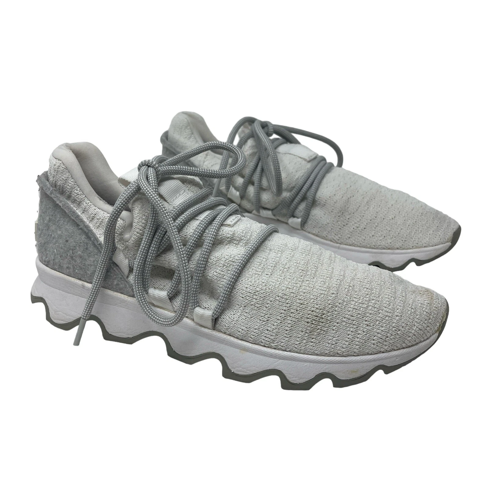 sorel kinetic knit lace up low top comfort shoes