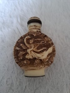 Antique Chinese Hand Carved Snuff Bottle