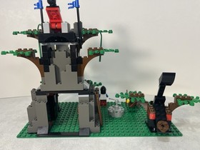 LEGO Castle: Hemlock Stronghold (6046)