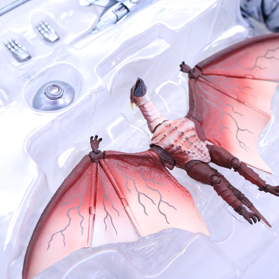 S.H. MonsterArts Mechagodzilla (1993) Garuda Fire Rodan Makuhari Decisive Battle - Image 3 of 4