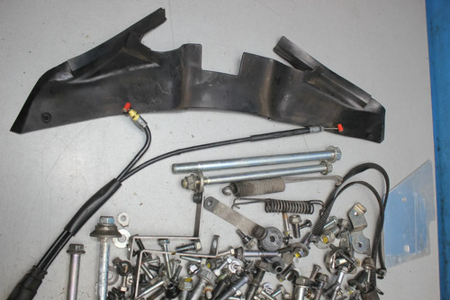 Schroeven houder veren bouten hardware kleine onderdelen Honda NT 700 V 2012 - Afbeelding 2 van 11