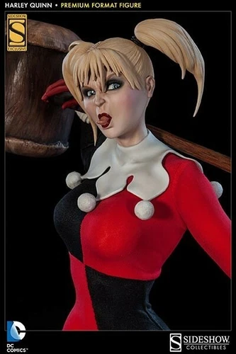 Sideshow DC EXCLUSIVE 1/4 Harley Quinn Premium Format Figure Statue Batman Joker