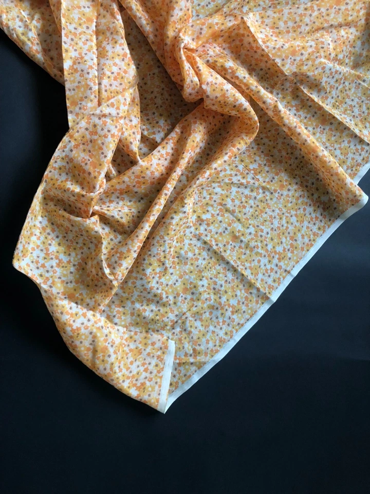 55% pure Silk 45% Cotton Blend Fabric By The Yard Batiste MaxMara Orange - Image 2 of 4