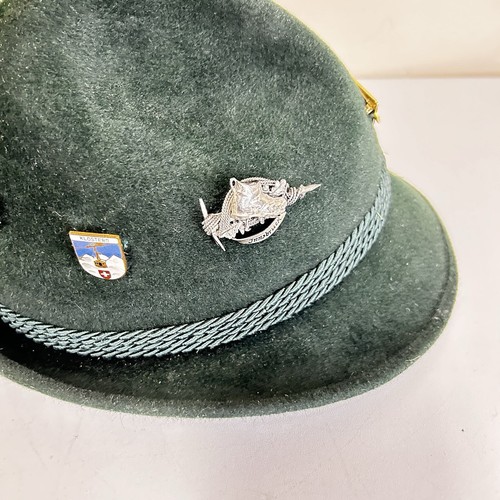 DE COLECCIÓN SOMBRERO DE FIELTRO DE LANA ALPINA TIROLESA VERDE BÁVARO PLUMAS Y ALFILERES SURTIDOS - Imagen 7 de 17
