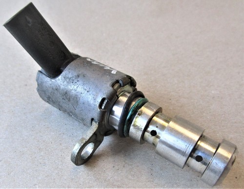 Ford Focus Nockenwellenversteller Magnetventil CM5G-6C880-DA