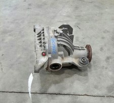 2002-2005 Ford Explorer Rear Axle Differential Carrier 3.55 Ratio 2002-2005 Ford Explorer Rear Axle Differential Carrier 3.55 Ratio