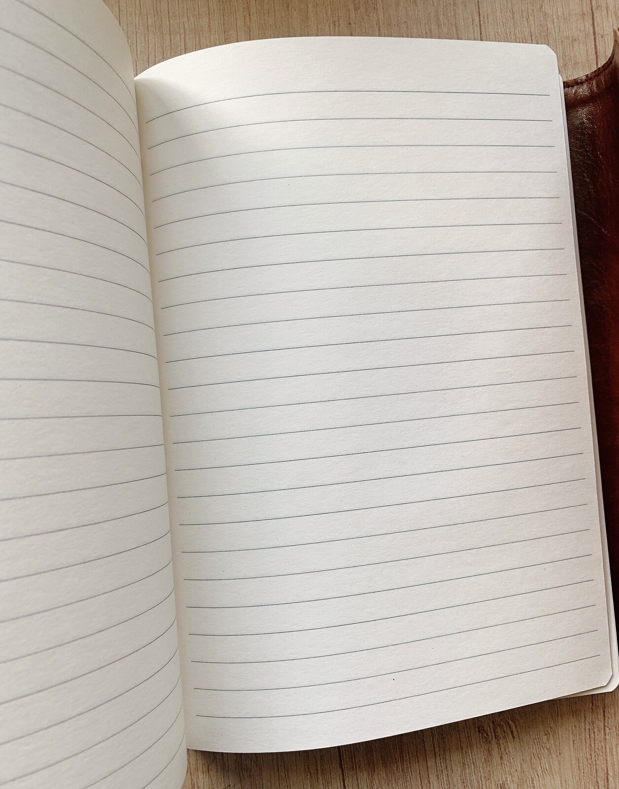 Eccolo A5 Journal Notebook Faux Leather Button Closure 256 Lined Pages