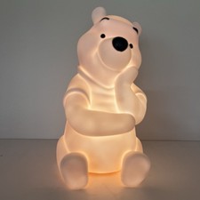 Disney Winnie the Pooh 8" White Figural Nightlight Night Light Bedside Timer