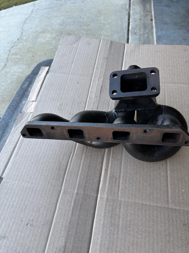 Toyota 3TC Turbo Exhaust Manifold - Image 3 of 3