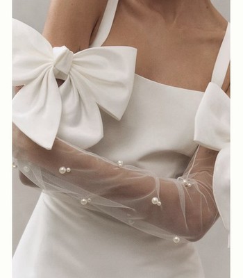 Anthropologie High Heel Jungle Big Bow Gloves - Pearl Tulle - White - NWT