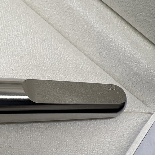 $1730 MSRP - Montblanc 113621 Red Signature Fountain Pen Fine NIB Au750 - Picture 4 of 14