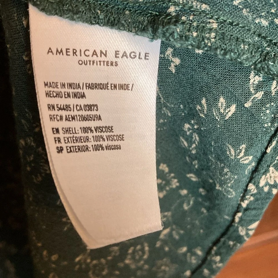 Mini Vestido Para Mujer American Eagle Verde Blanco Floral Manga Corta Cuello en V Envolvente XS Foto 4 de 4