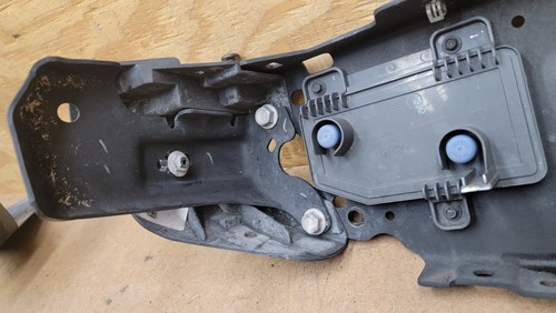 2020 2021 2022 2023 Jeep Gladiator Rear Bumper Passenger Side Bracket OEM - Picture 14 of 14