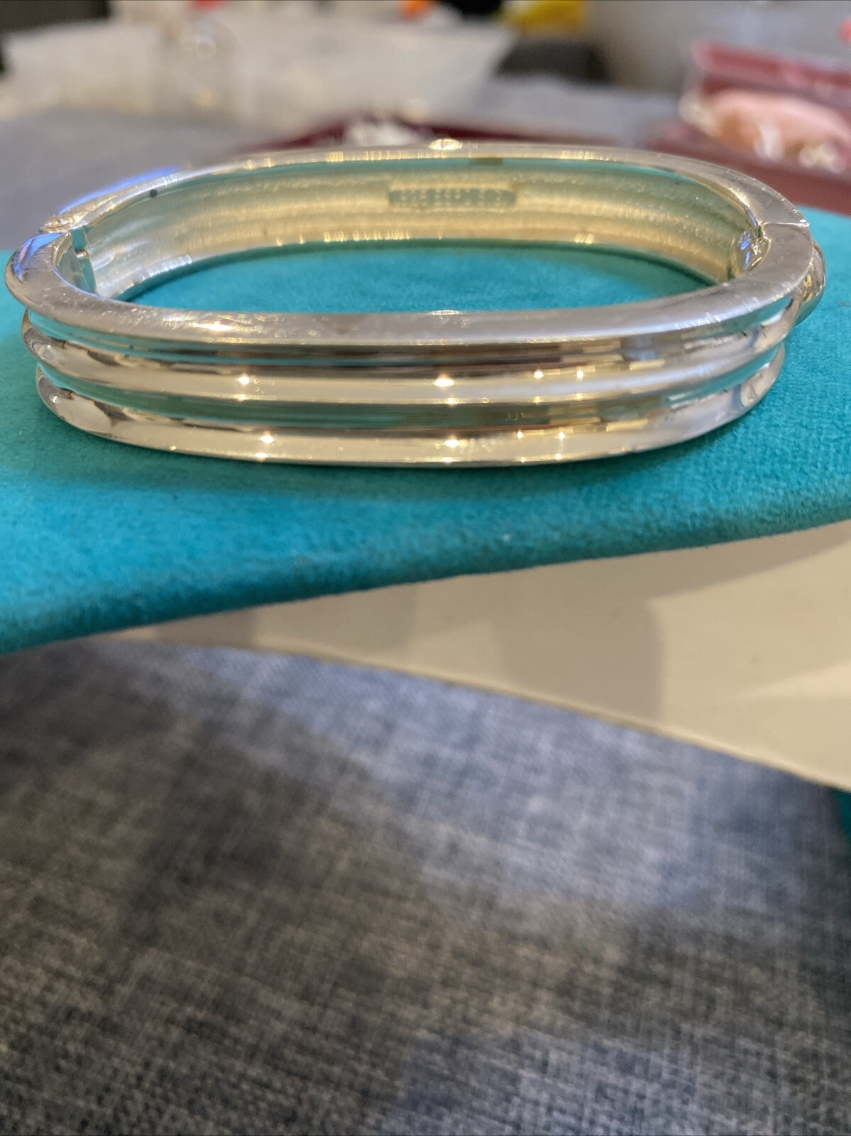 Sterling Silver .925 Solid Hinged Bangle Bracelet… - image 1